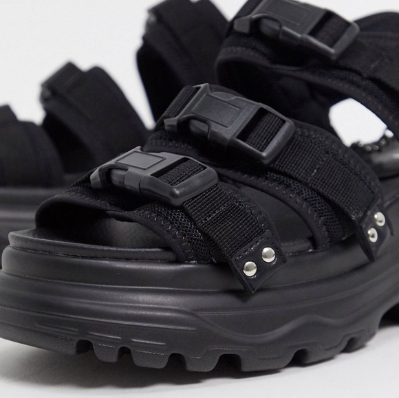 Koi Chunky Buckle Sandals - Picture 2 of 6